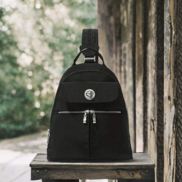 Baggallini Other - 💎SOLD💎Baggallini Naples Black Convertible Backpack